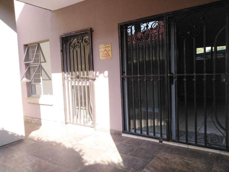 1 Bedroom Property for Sale in Die Bult Western Cape